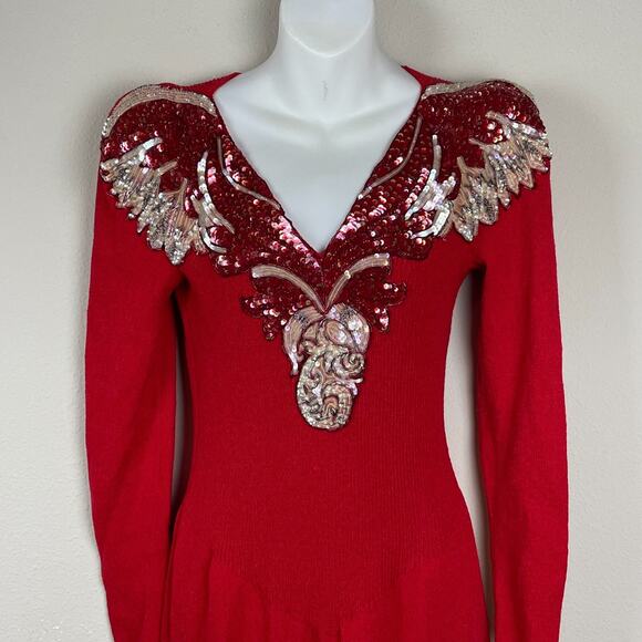 Pat Sandler for Wellmore Dress 12 Red Sweater Sequin Neck Cinch Waist Elegant - Picture 4 of 7